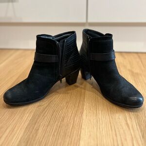 Rockport Cobb Hill Buckle boot